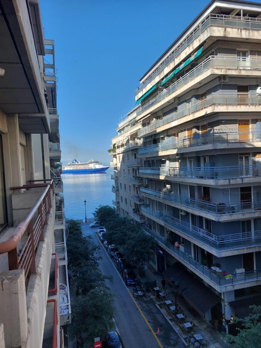 Fabulous Sea View Apartment Szaloniki Kültér fotó